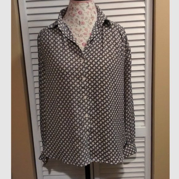 H&M Blouse, Size 4, Pre-Owned - Picture 1 of 3